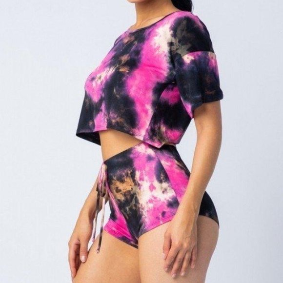 🎀Crop Top And High Waist Shorts Set🎀 - Picture 3 of 6